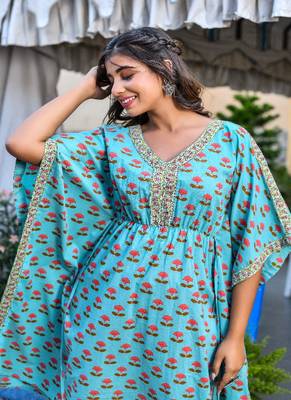 Teal printed kaftan & peach pant sets 5