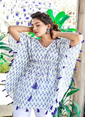 All over blue floral printed kaftaan 2