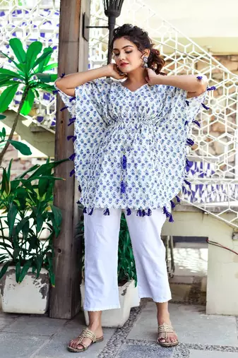 All over blue floral printed kaftaan