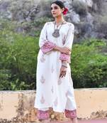 Traditional motif printed with gold & antique highlights kurta set