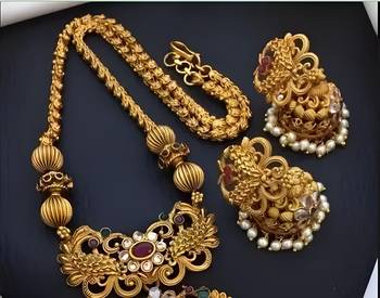 Antique-finish temple jewelry set - traditional south indian gold-plated necklace and earrings with pearl drops 3