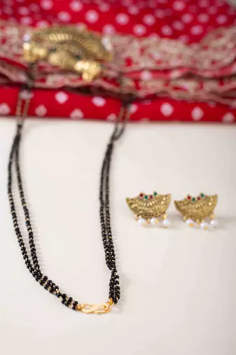 Antique Gold-Plated Temple Tali Mangalsutra Set