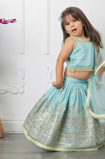 Heavy pita work lahenga with dupatta attached to top