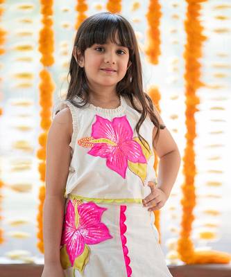 Exquisite floral embroidered top and lehenga with potli bag 2