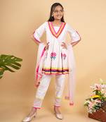 Charming white kurta set with colorful scalloped details and floral embroidery, perfect for festive occasions