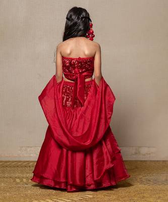 Elegant red sequin top with flared skirt and cape style dupatta 4