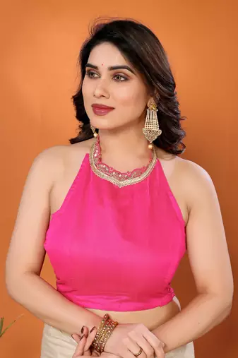 Cream embellished silk blend Saree with blouse piece