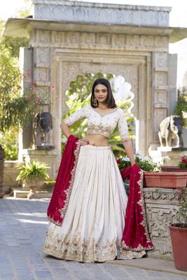 Off White Navratri Lehenga Choli for Women 1