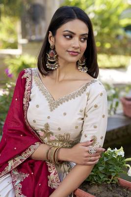 Off White Navratri Lehenga Choli for Women 5