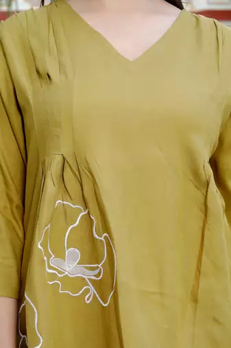  womens green solid kurti and palazzo set
