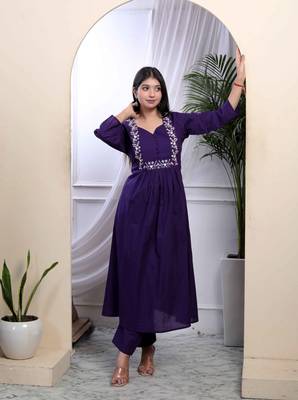   womens purple embroidered sweetheart neck & accordion pleated solid a-line kurta and palazzo set 4