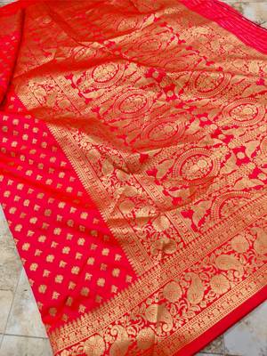 Charming soft Faux kanjivaram silk with rich golden zari pallu and border 5