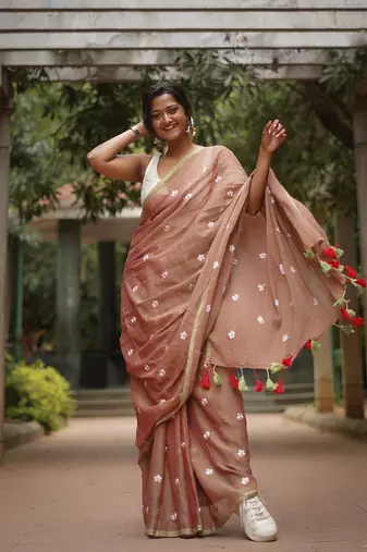 Mul cotton embroidered saree - shiuli mocha