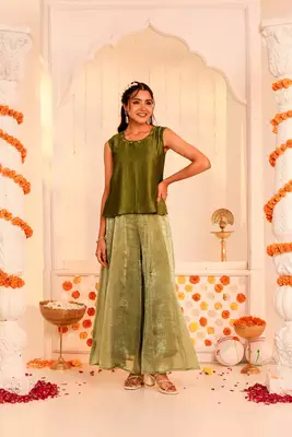 Green Sleeveless Kurti and Palazzo Set 1