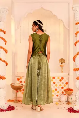 Green Sleeveless Kurti and Palazzo Set 2