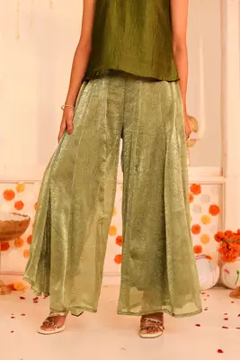 Green Sleeveless Kurti and Palazzo Set 5