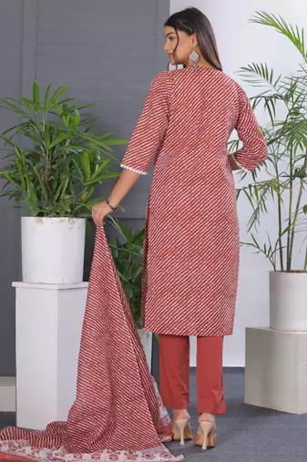 Maroon women lehariya printed embroidered aline kurta pant with dupatta set
