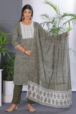 Olive women lehariya printed embroidered aline kurta pant with dupatta set 1