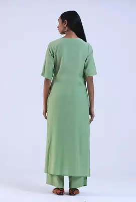 Green cotton kurta with pant 4