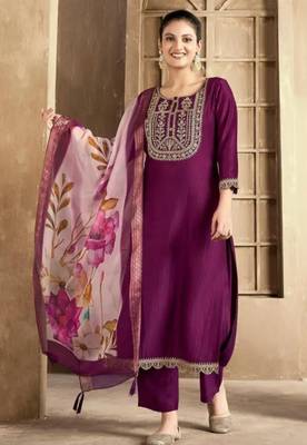 Wine color spun rayon slub fabric heavy embroidery kurta set with digital printed dupatta 4