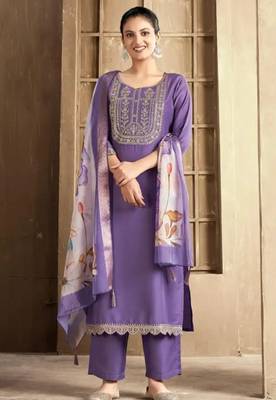 Lavender color spun rayon slub fabric heavy embroidery kurta set with digital printed dupatta 2