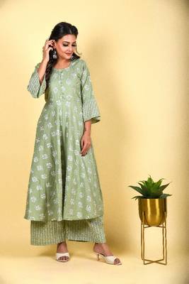 pistachio green cut anarkali set 4