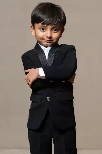 Stylish blackslim-fit suit for boys
