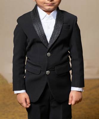 Stylish blackslim-fit suit for boys 3