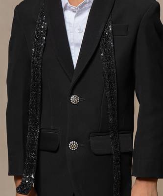 Elegant blacksuit with sequined accents 3