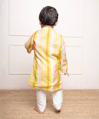 Bright lime green floral printed kurta with off-white pants 4