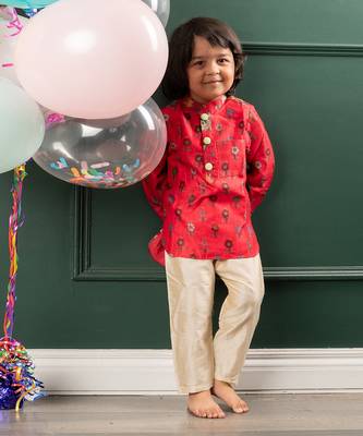 Patch pocket detail red high low kurta and pyjama 2