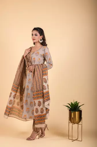 3 piece metal grey and chocolate brown kurta with printed cambric dupatta and pants