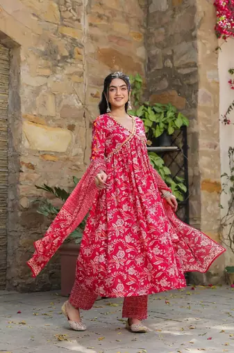 Raspberry cotton suit & dupatta set