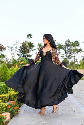 Black jacket & gown set 4