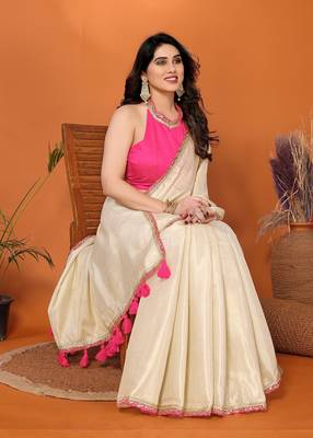 Cream embellished silk blend Saree with blouse piece 5