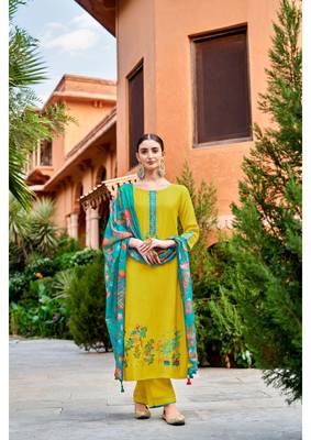 Floral Printed Round Neck Straight Kurta With Trousers & Dupatta 1
