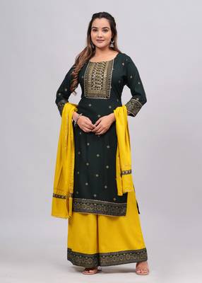 Green women printed embroidered aline kurta palazzo with dupatta set 4