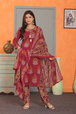 Maroon women cotton floral printed aline kurta pant with dupatta set 3