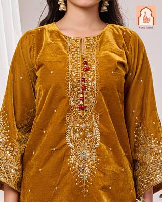 Mustard velvet suit set with sequined embellishments and printed organza dupatta 3