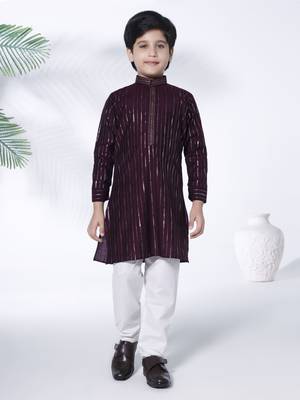 Wine foil stripes woven kurta and pyjama set 1