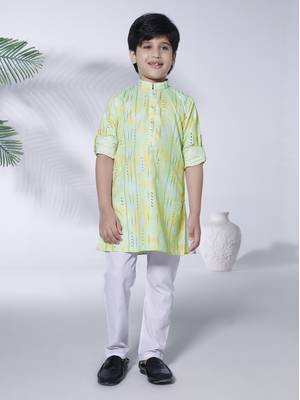 Green mirror embriodered cotton kurta with pyjama set 1