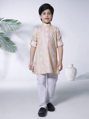 Pink mirror embriodered cotton kurta with pyjama set 1