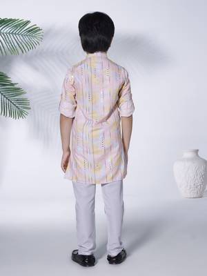Pink mirror embriodered cotton kurta with pyjama set 3