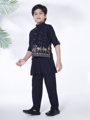 Navy blue cotton silk embriodered kurta & pant with ethnic jacket - navy blue 4