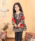 Floral anarkali set with a contrast dupatta - black