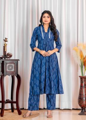 Bandhani Printed V-Neck Pure Cotton A-Line Kurta With Palazzo 1