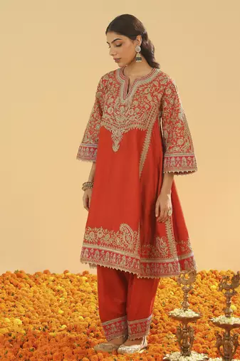 Irha burnt orange short chauga with khada dupatta