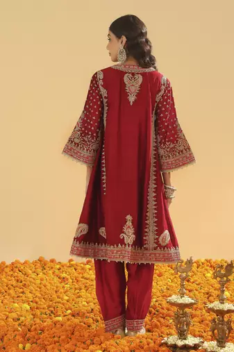 Shahzain deep red short chauga with khada dupatta