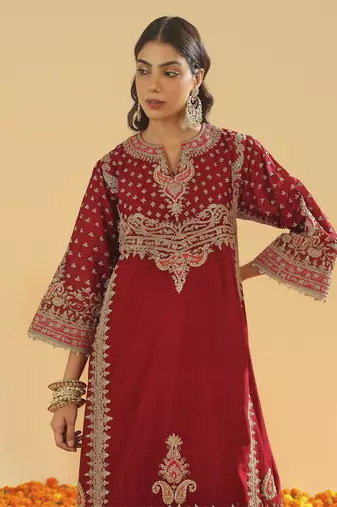 Shahzain deep red short chauga with khada dupatta