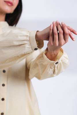 Ivory full sleeves mandarin collar cotton ethnic co-ord set with pant 4
